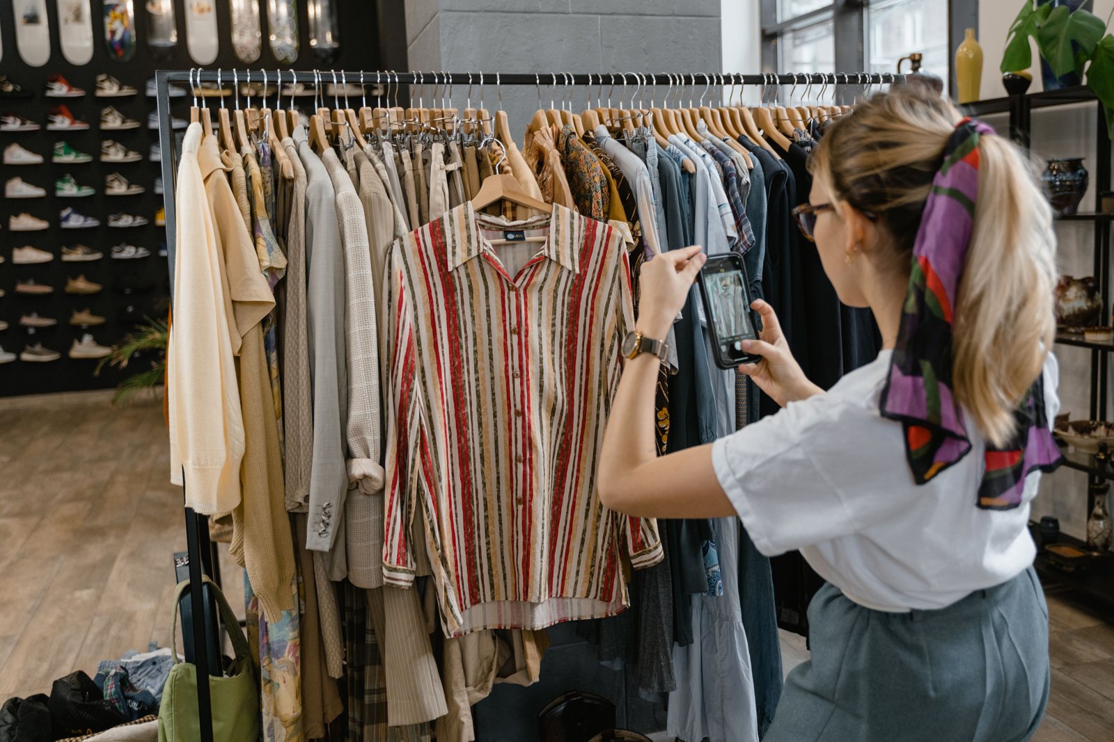 How to Sell Stuff for Cash Safely: Sell 5 Things This Weekend